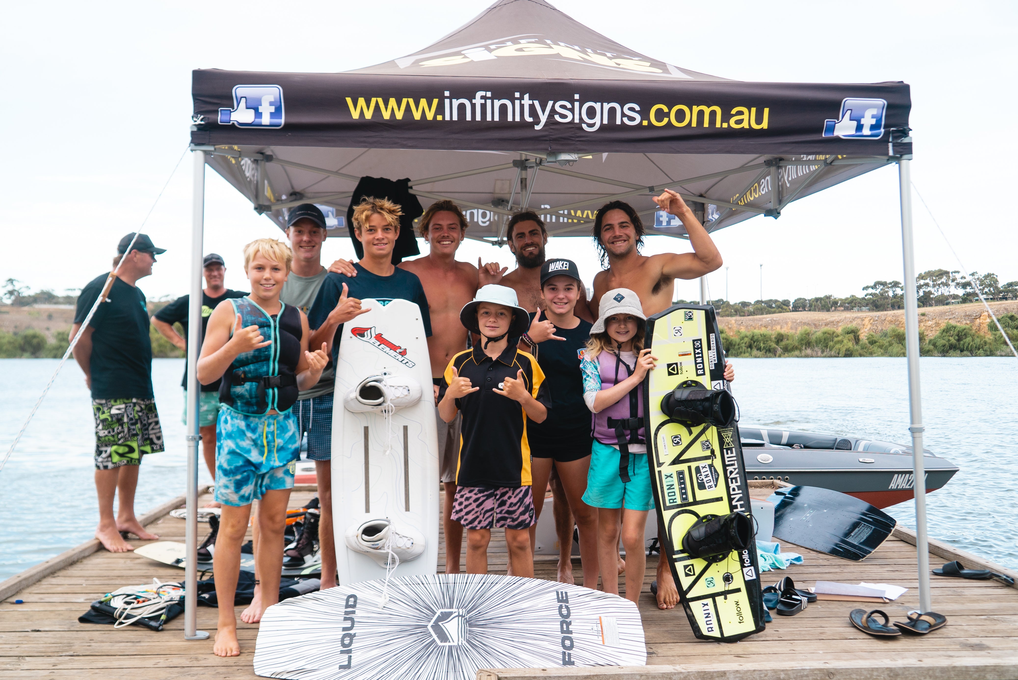 Liquify Rides Ride With the Pros in Oz with La Familia - Liquid Force Wakeboards