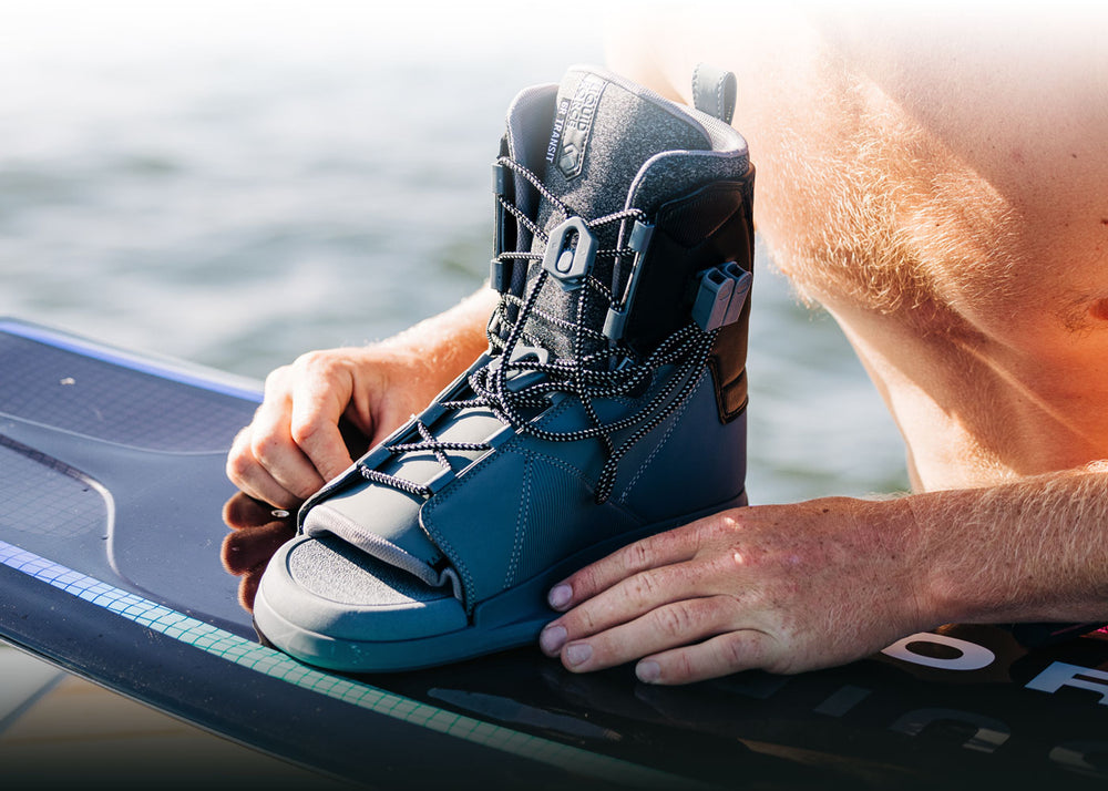 2024 Transit 6R Wakeboard Bindings Liquid Force Wakeboards